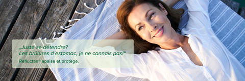 Header-refluctan-brûlure-d'estomac-en-étant-allongé