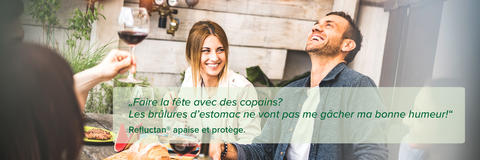 refluctan-fête-avec-des-amis-brûlure-d'estomac